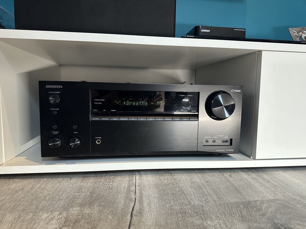 Amplituner Onkyo Tx-NR686