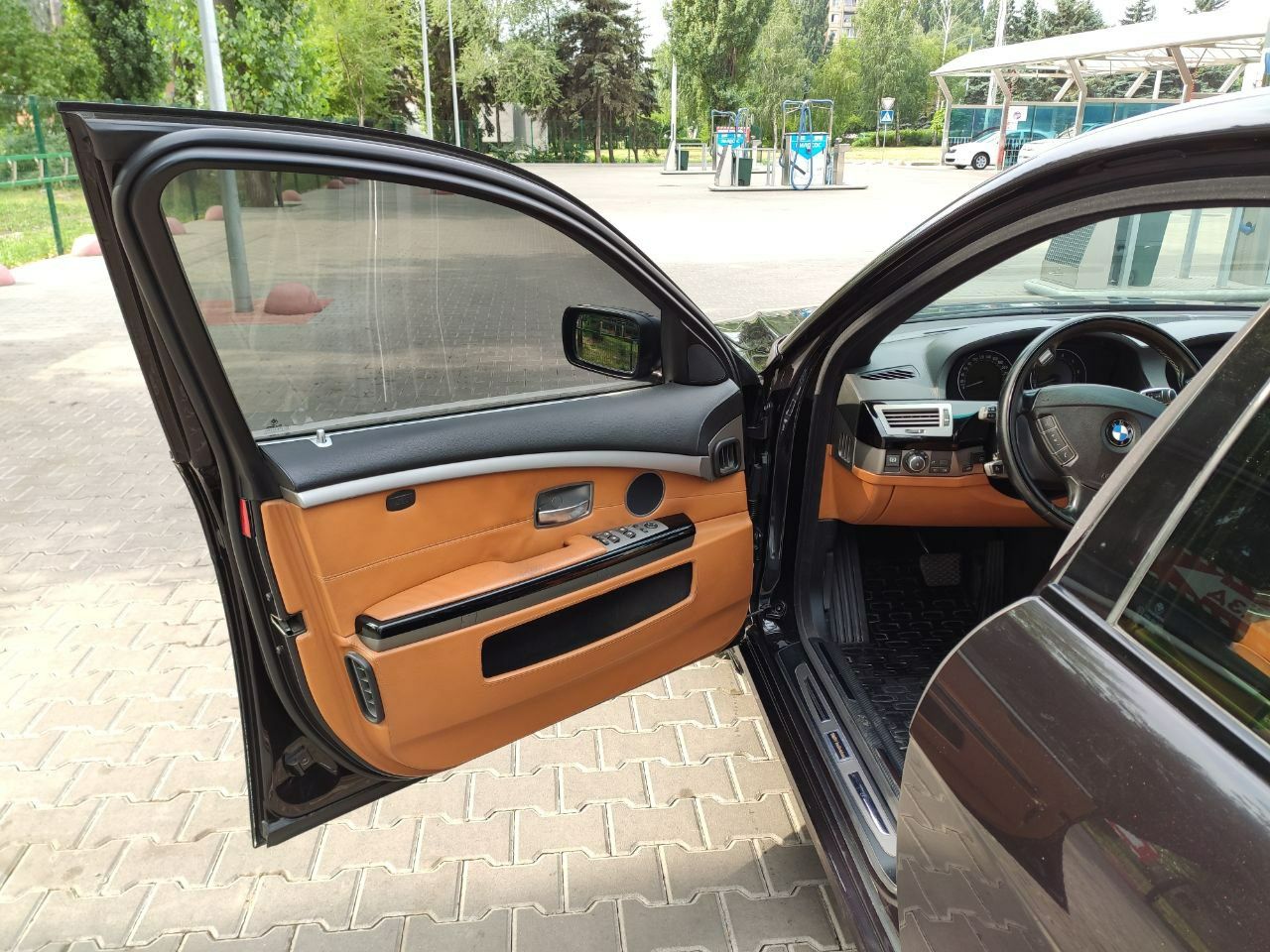 Продам Bmw 750 2007год