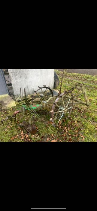 Продам трактор  Т40