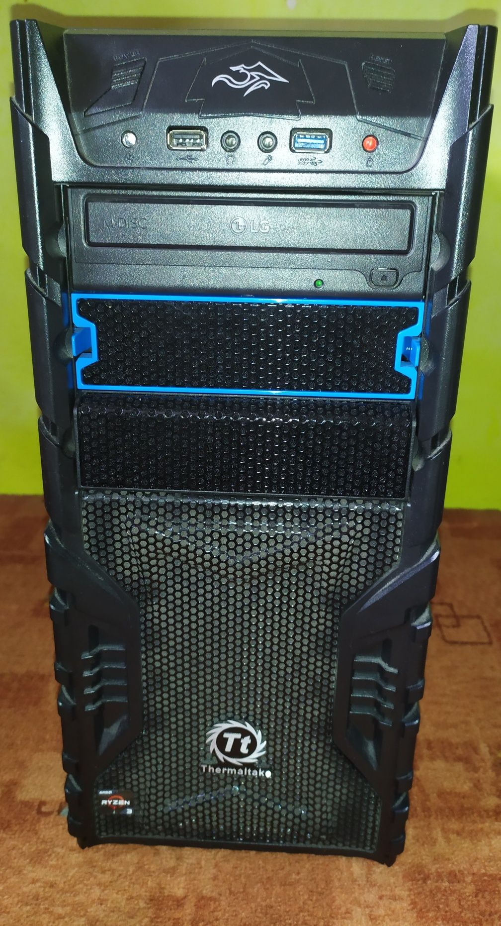 ModelThermaltake Versa H23. Typ obudowy- Midi Tower. Standard ATX,