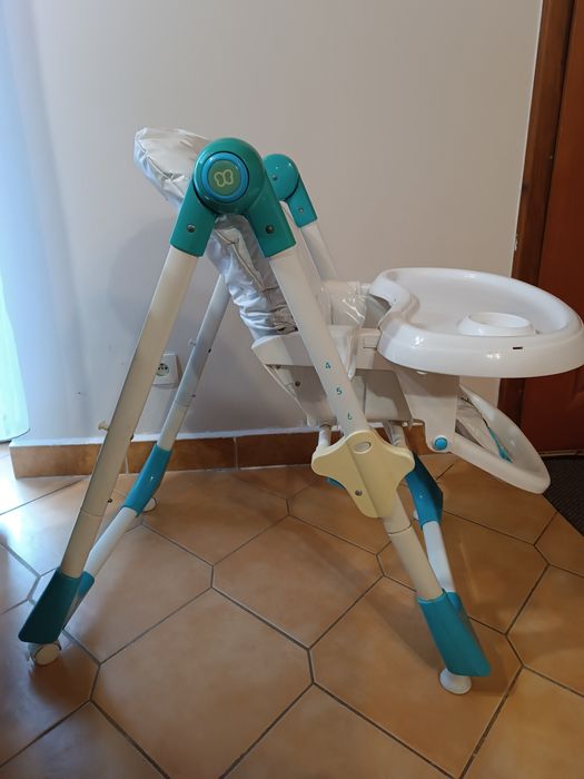 Krzesełko do karmienia / jedzenia dla dzieci