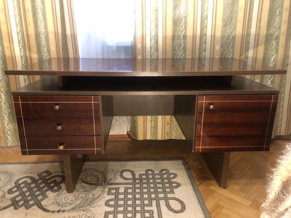 Стол письменный. Винтаж