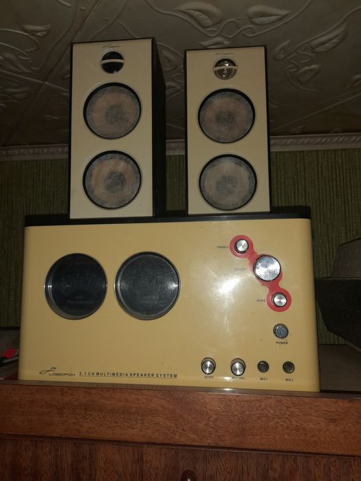 Продам саббуфер 550грн