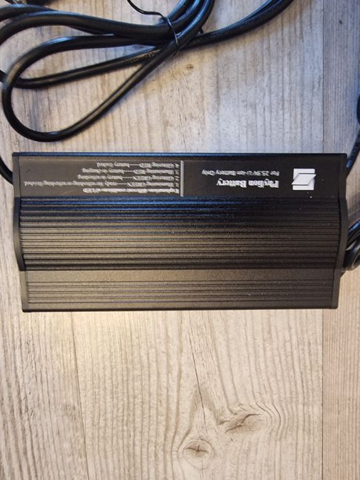 Ładowarka Phylion Battery 25,9V Li-ion
