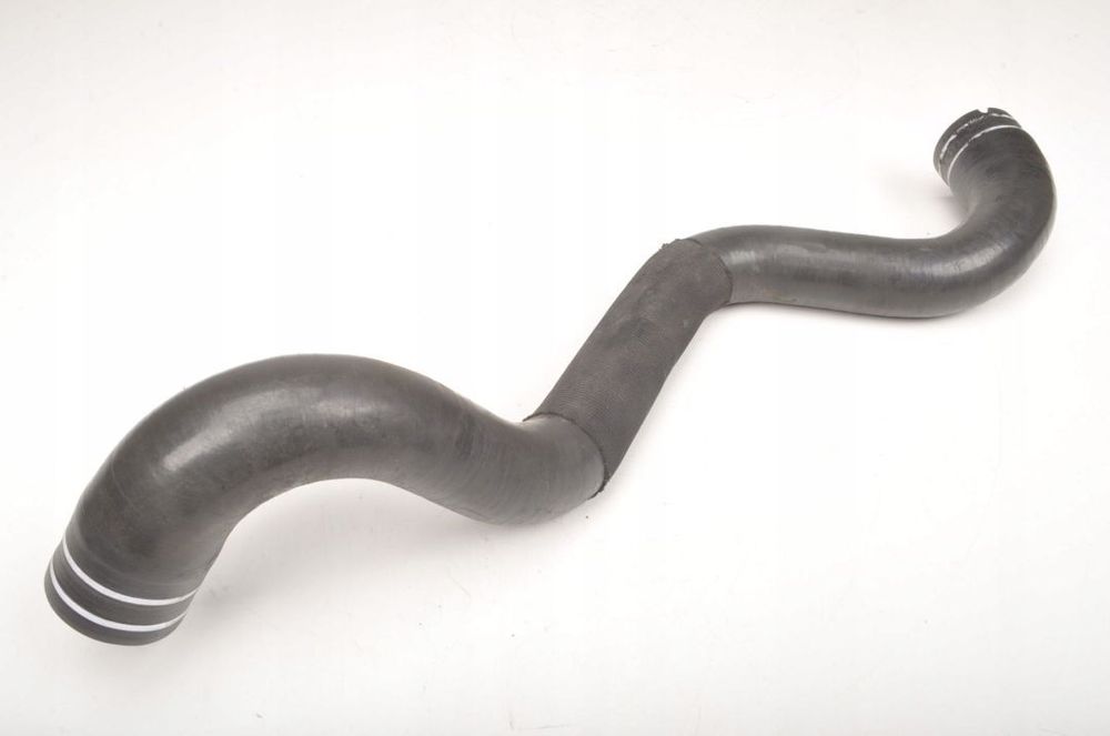 FERRARI CALIFORNIA 4.3 RURA PRZEWÓD WODY 000244779