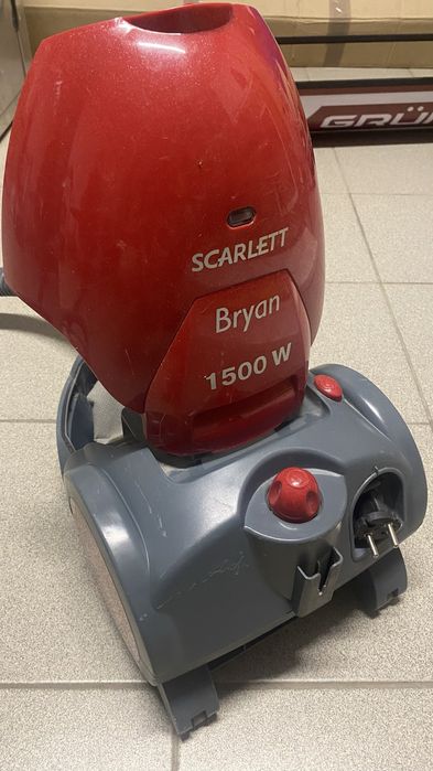 Пылесос Scarlett SC-081, 1500 W