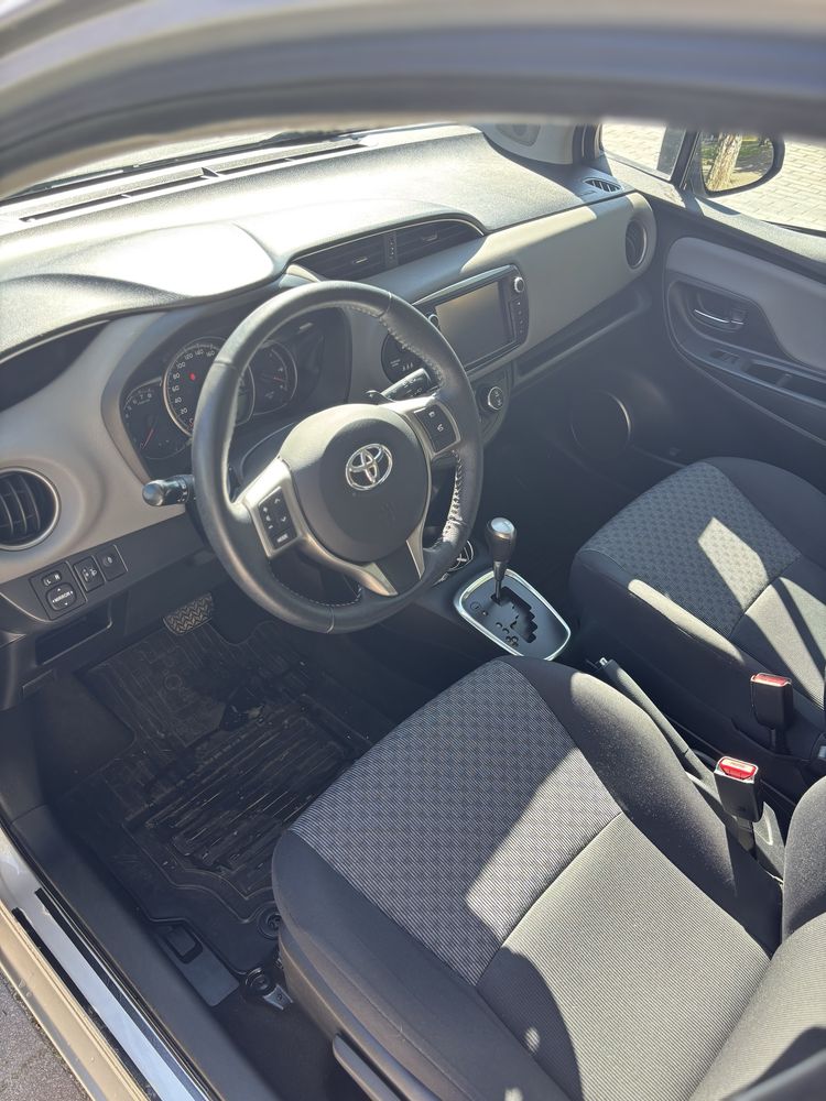 Toyota Yaris 1.33 automat