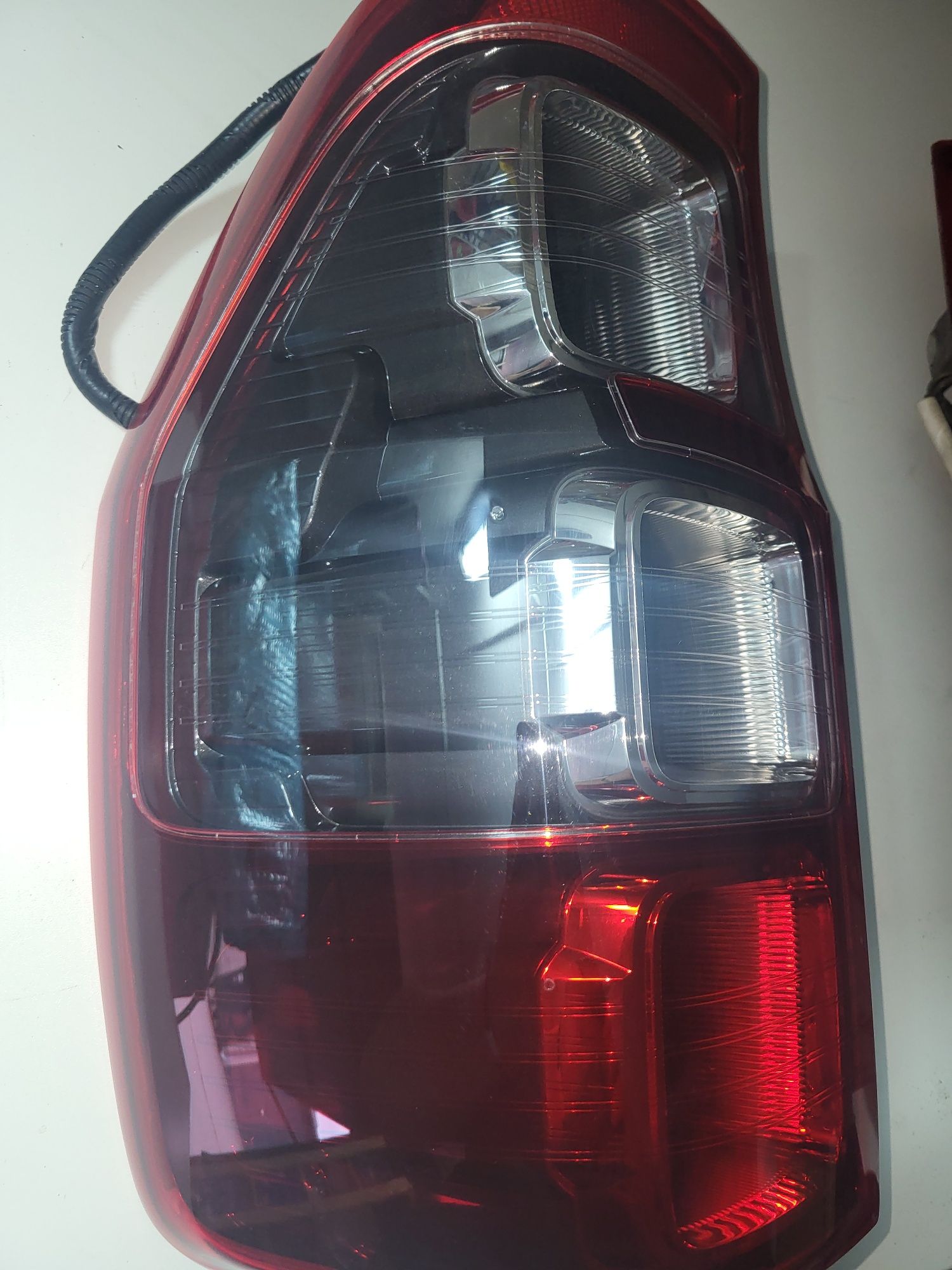 Lampy tylne Ford Ranger Wildtrak