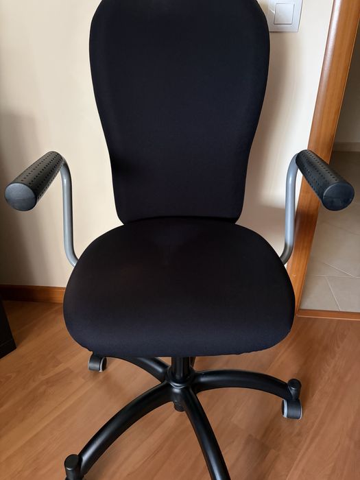 Vendo Cadeira Escritório