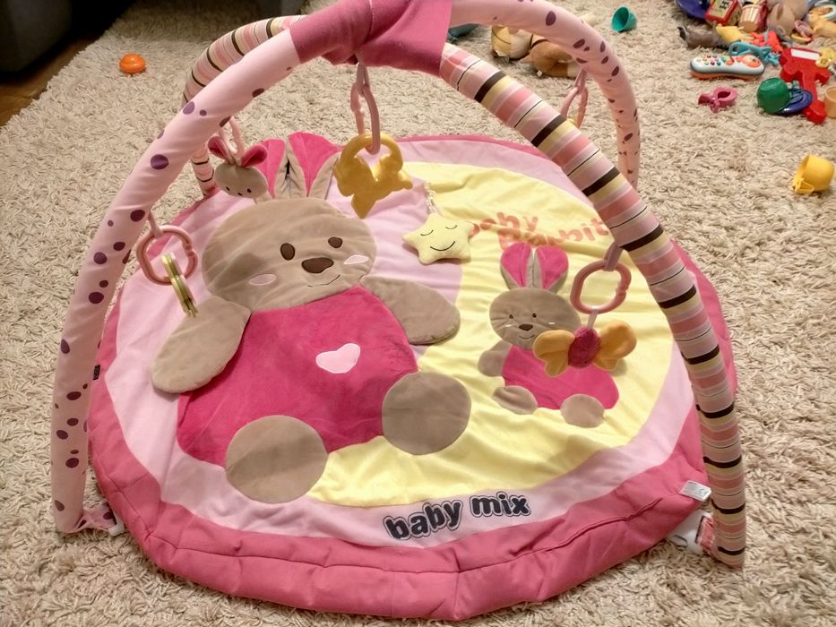 Килимок розвиваючий Зайчики.