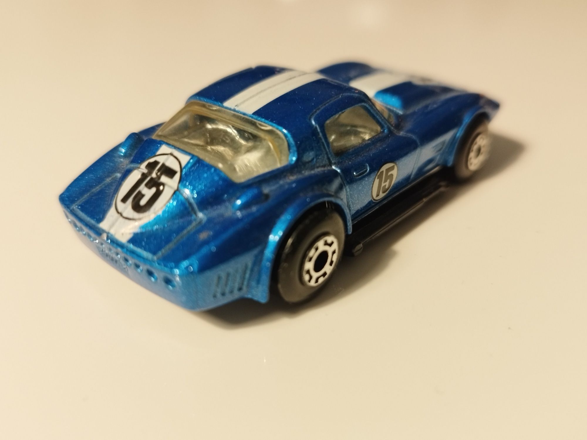 Matchbox Corvette blue Siku HW