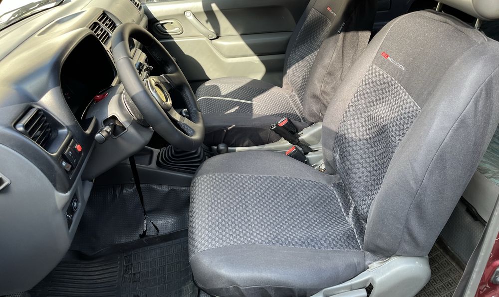 Suzuki Jimny 1,3 Benzyna + LPG, 4x4, lift 6 cali, hak, wyciągarka