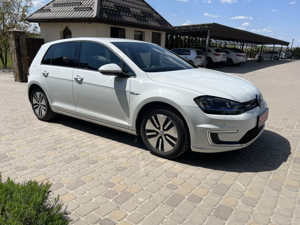 Volkswagen   E-Golf