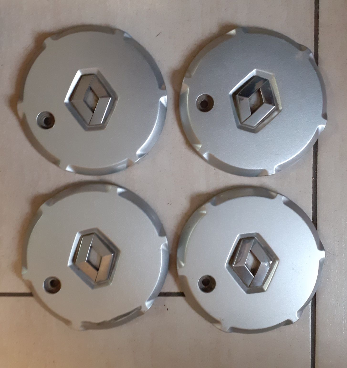 Dekielki  Renault 152mm komplet