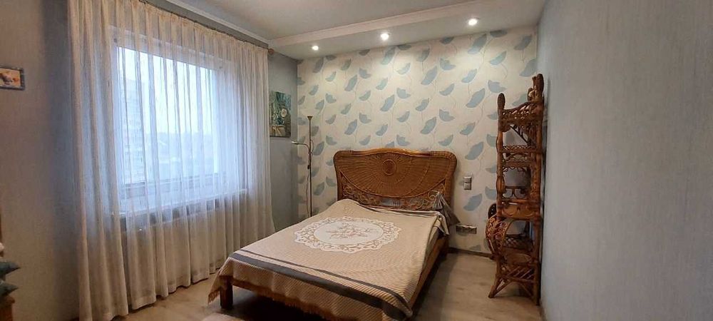 ВПЕРШЕ здається простора сучасна  двокімнатна по вул.  Т. ЯБЛОНСЬКОЇ !