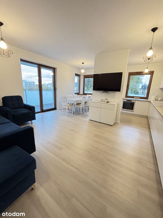Komfortowy, urządzony apartament na os. Twoje Ogrody z miejscem post.