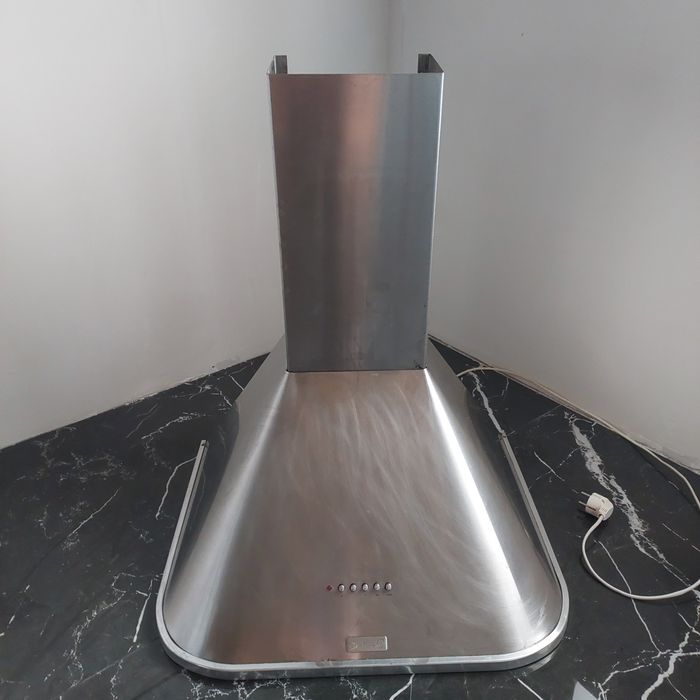 Витяжка кухонна Саta