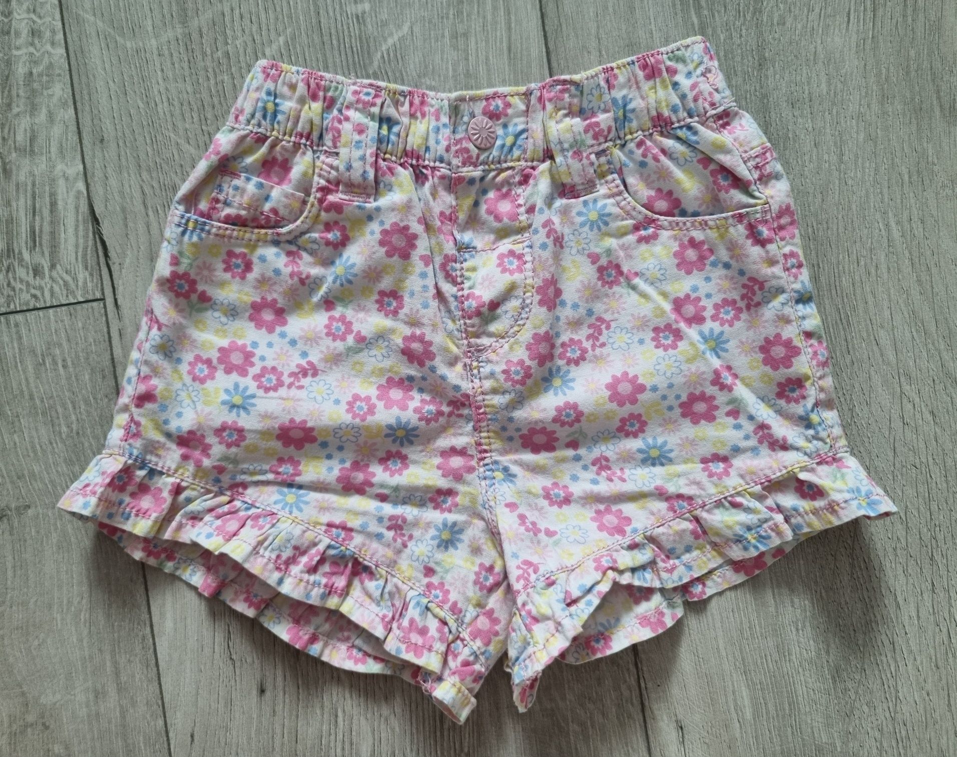 Zestaw spodenek na lato r. 80