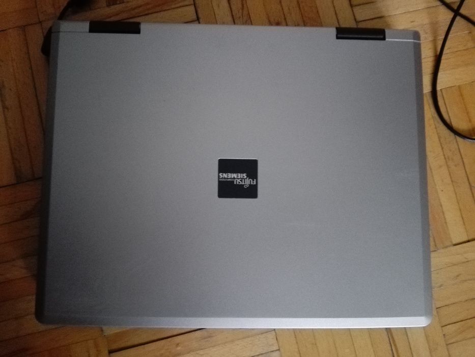 Laptop Fujitsu Siemens Amilo