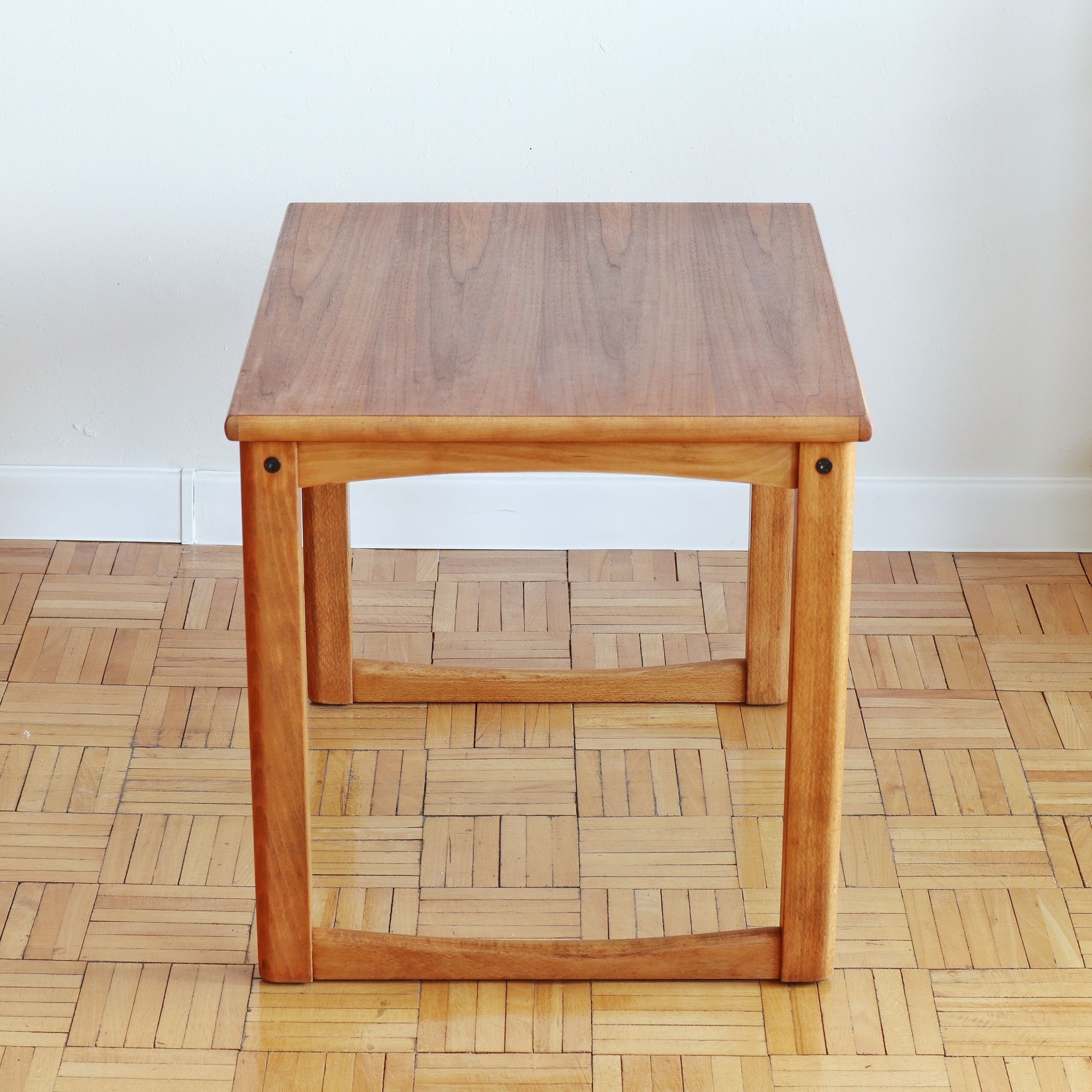 Duński stolik pomocniczy tekowy teak vintage retro mid century