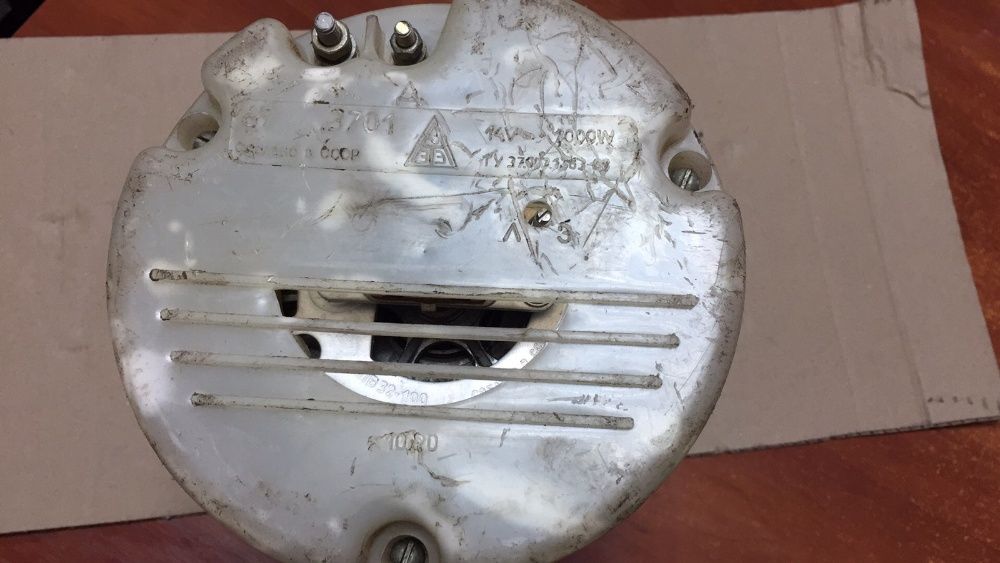 Генератор СМД ..1000в Зі старих запасів, Новий.