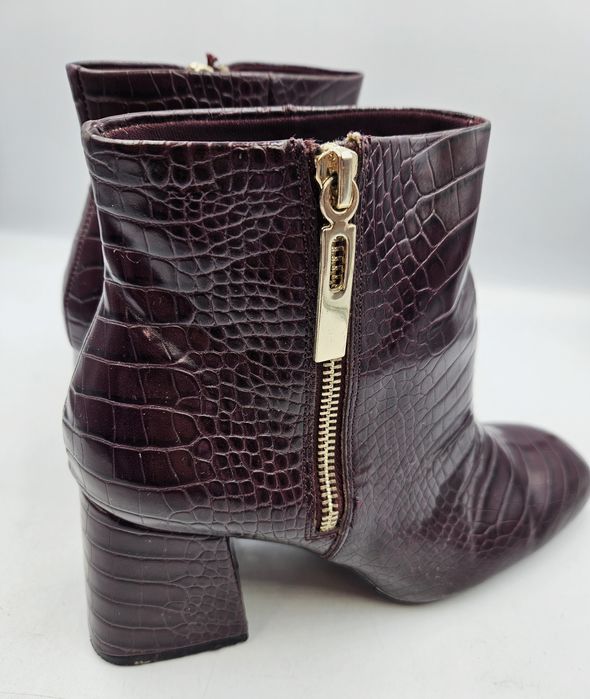 Botki Damskie Imitacja Skóry Krokodyla Stradivarius Bordowe Rozmiar 38