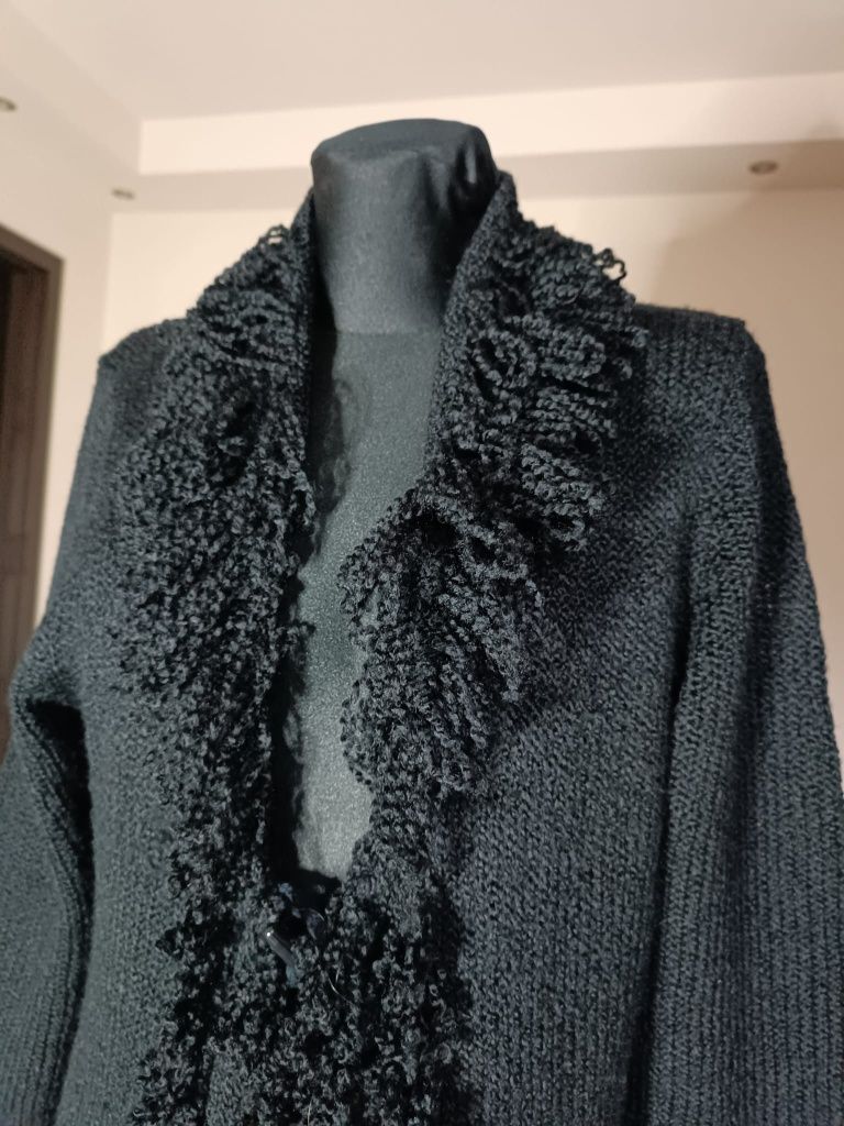 Długi sweter czarny narzutka L
