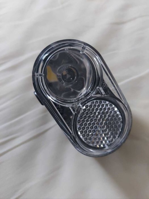 Lampka przednia 10lx rowerowa Btwin ładowana USB Oxylane składany bike