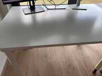 Biurko Kinnarps 120×80 cm – regulacja wysokości