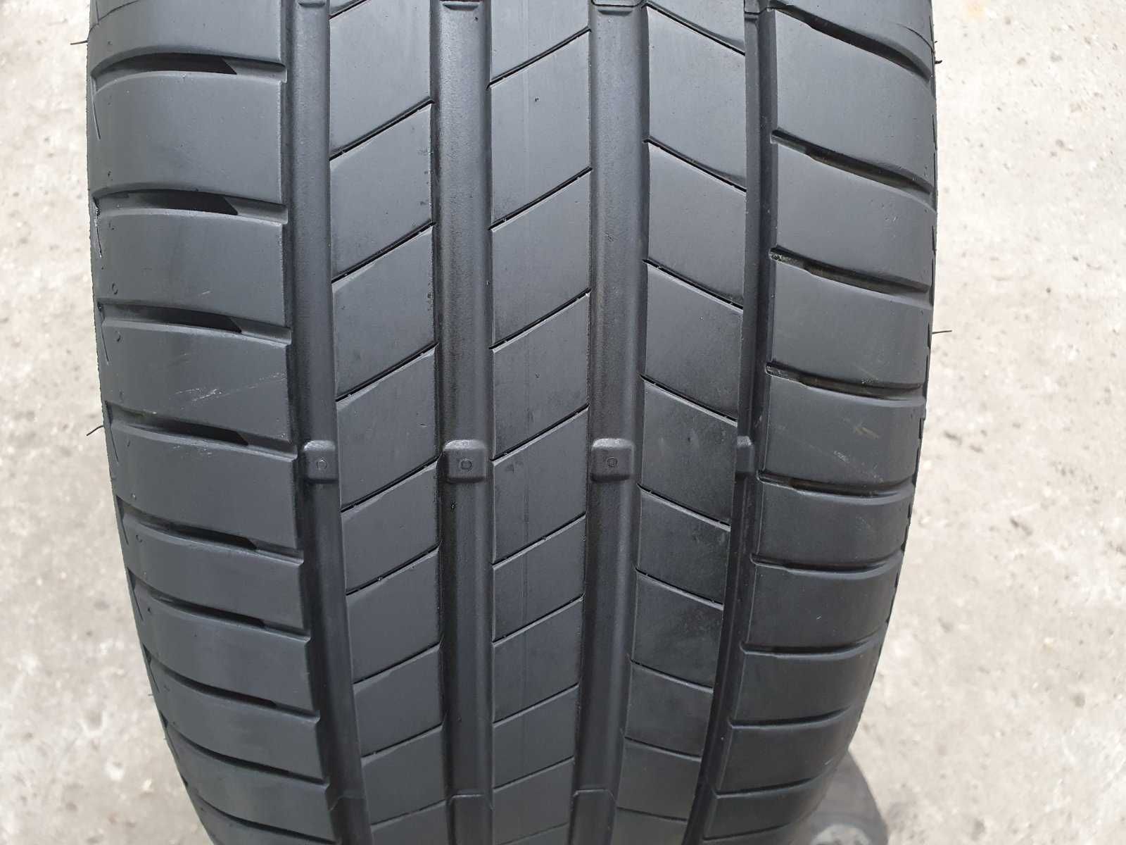 2x Bridgestone Turanza T005  245/45r19  7mm  AO