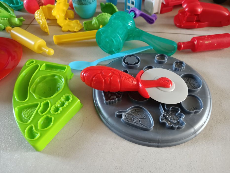 6 zestawów Play doh