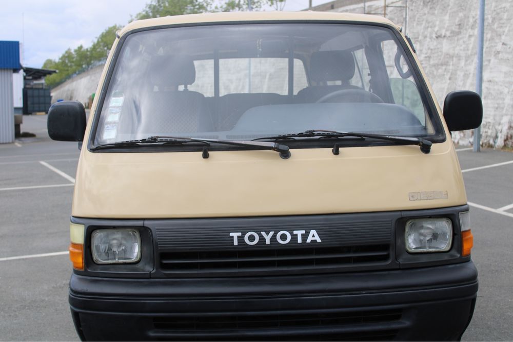 Toyota Hiace em bom estado