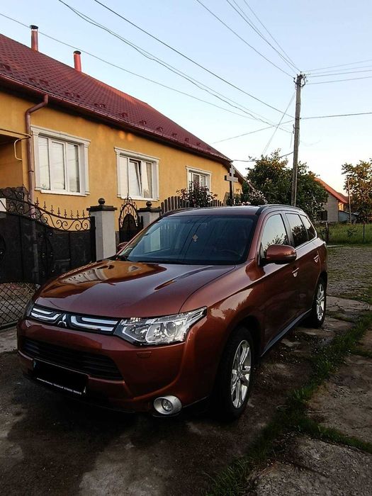 Mitsubishi outlander