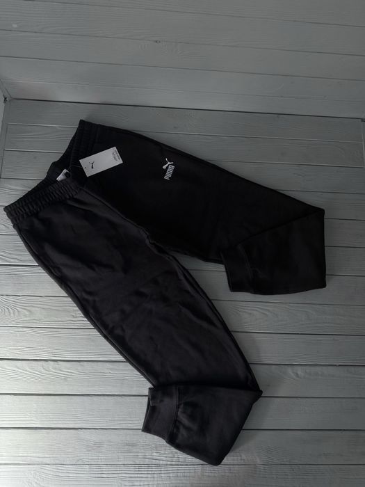 Оригінальний спортивний костюм Puma Essentials