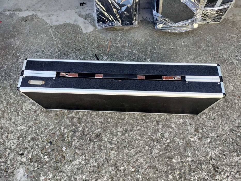 futerał transportowy CASE