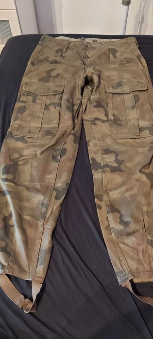 Kompletny ubior wojskowy moro