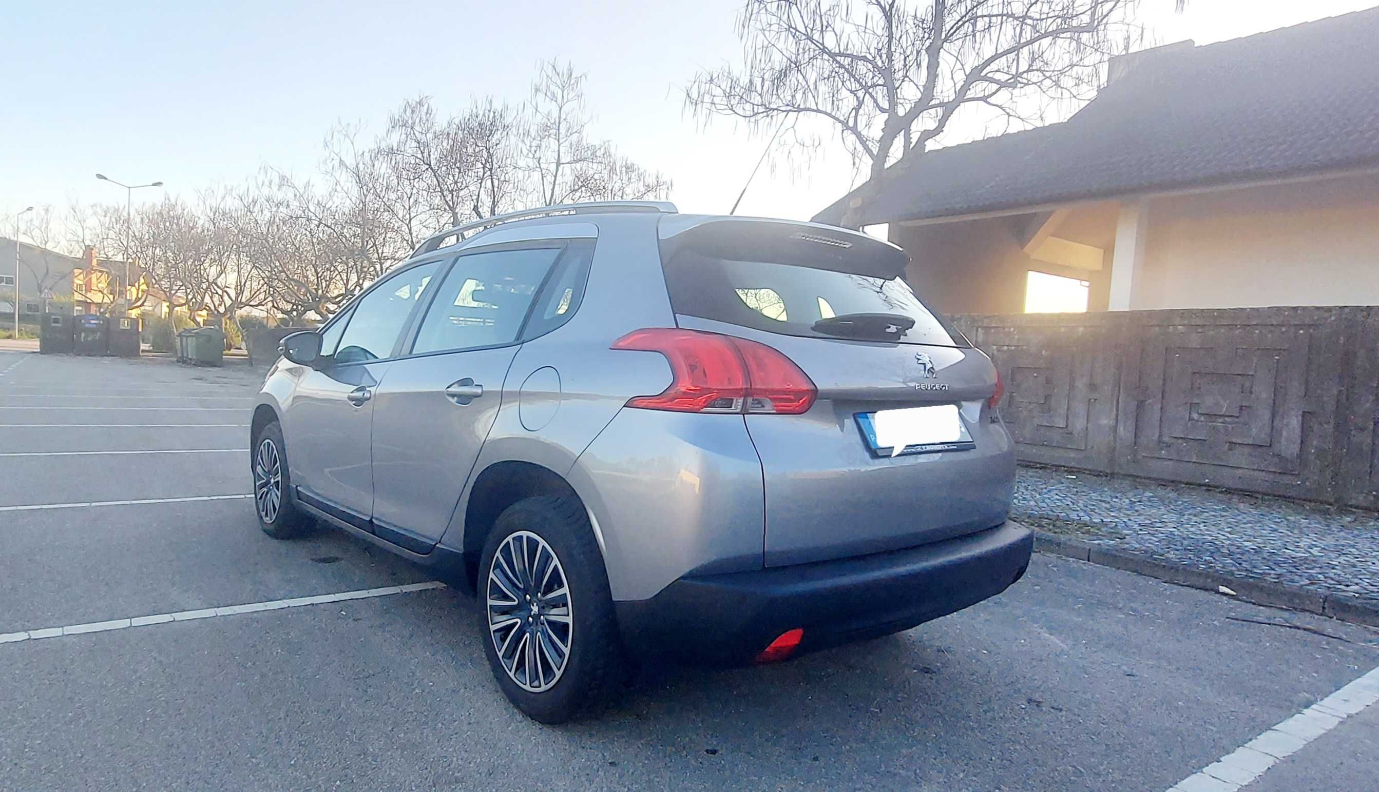 Peugeot 2008 1.2 PureTech