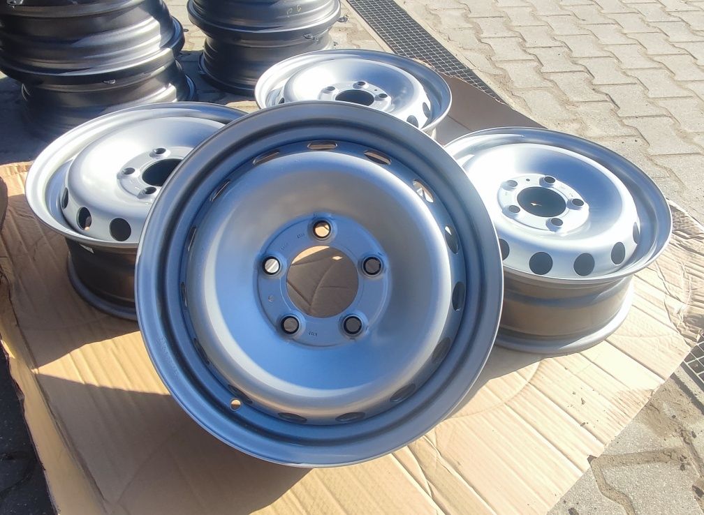 16 " 5x130  NOWE felgi stalowe Renault Master, Opel Movano