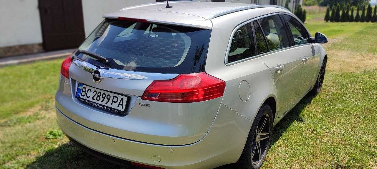 Продам Opel Insignia