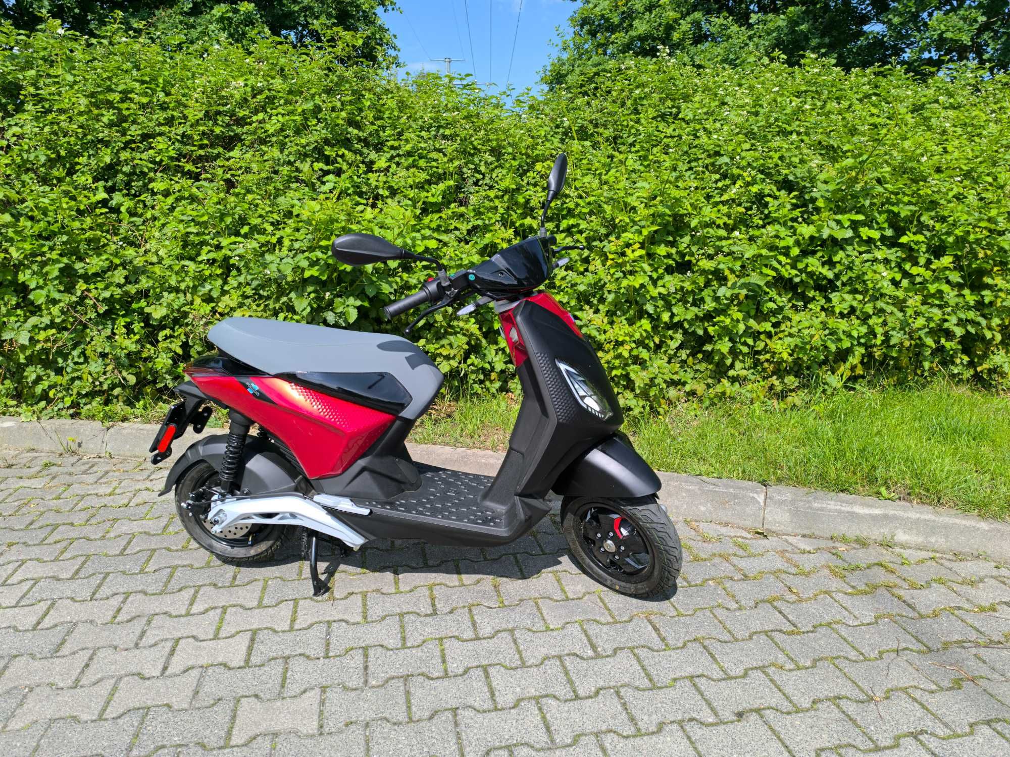 SPRZEDAM Piaggio active 1 plus elektryk