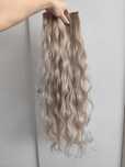 Włosy doczepiane falowane na spinki piano blond 70 cm 130 g