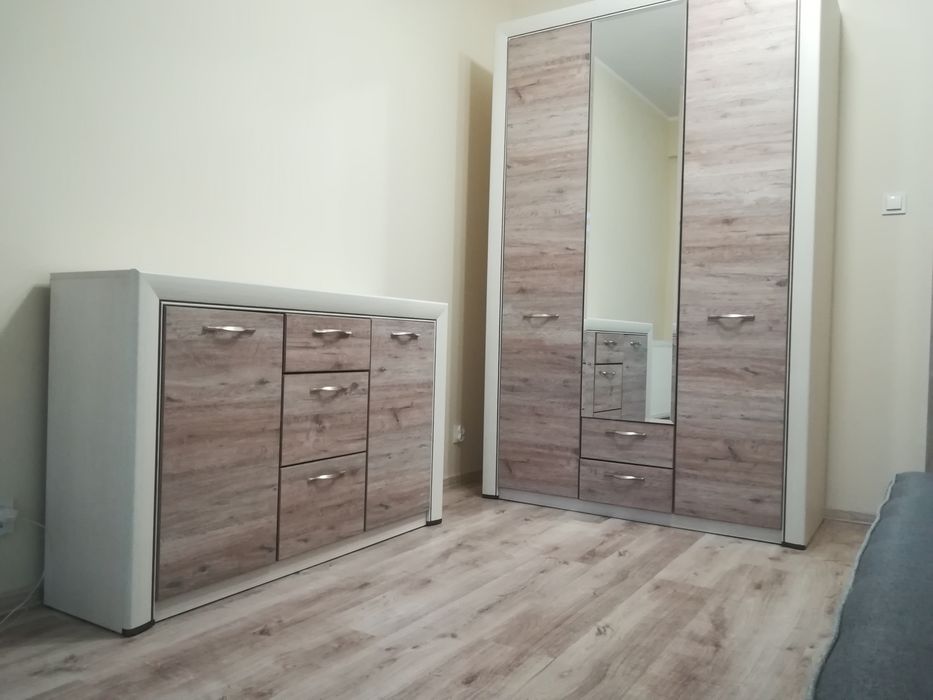 Pokój dla dziewczyny, Młynowa 46, dostępny od listopada