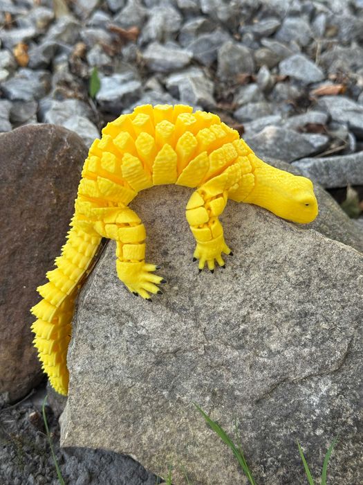 Jaszczurka Uromastyx (Biczogon) przegubowa 3D–pancerny gad z segmentów