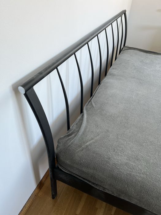 Piekne loze do sypialni 180 x 200 z dwoma materacami