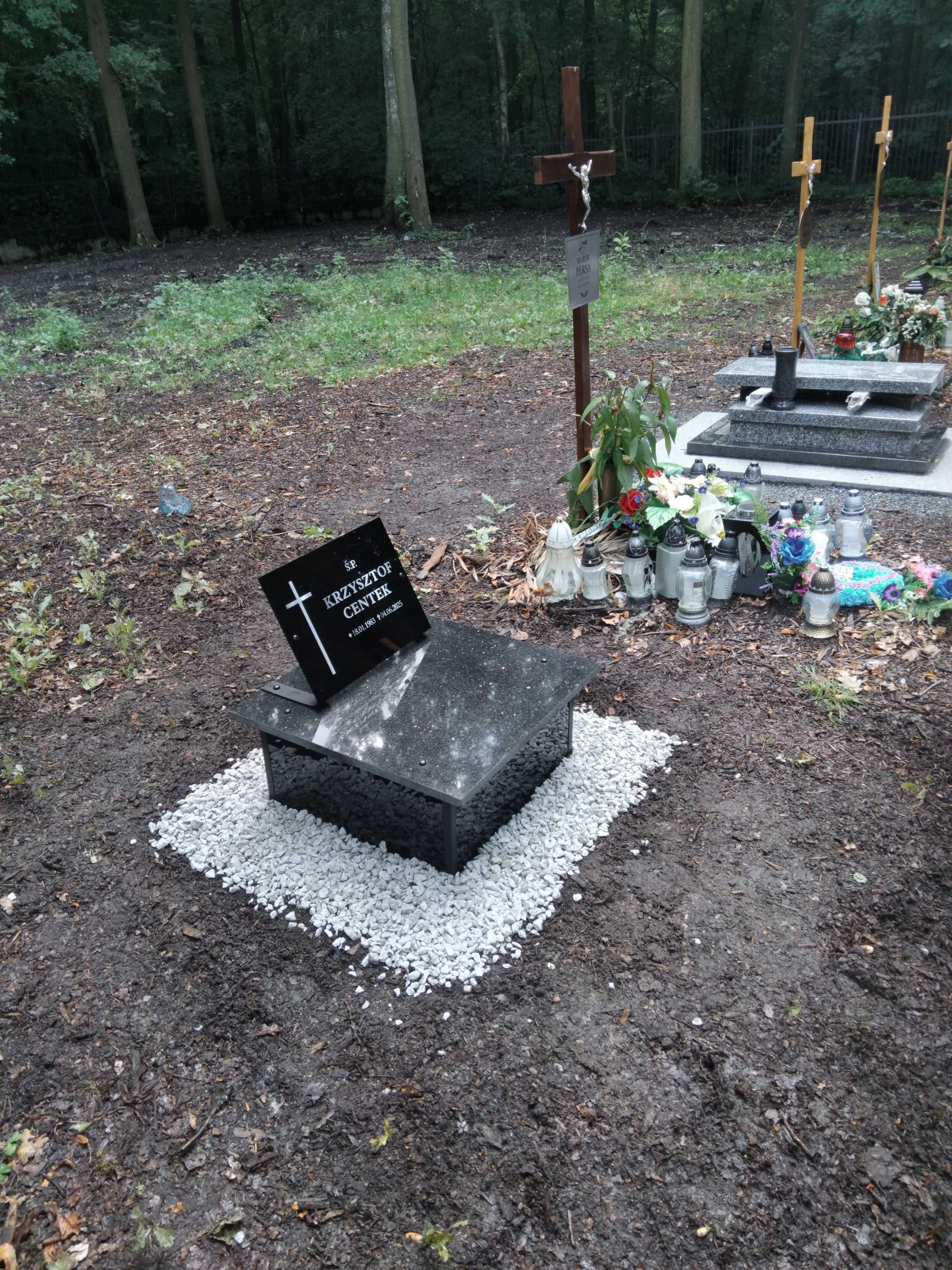 Nagrobek urnowy montaz gratis  Cale woj Opolskie .Nie kompozyt