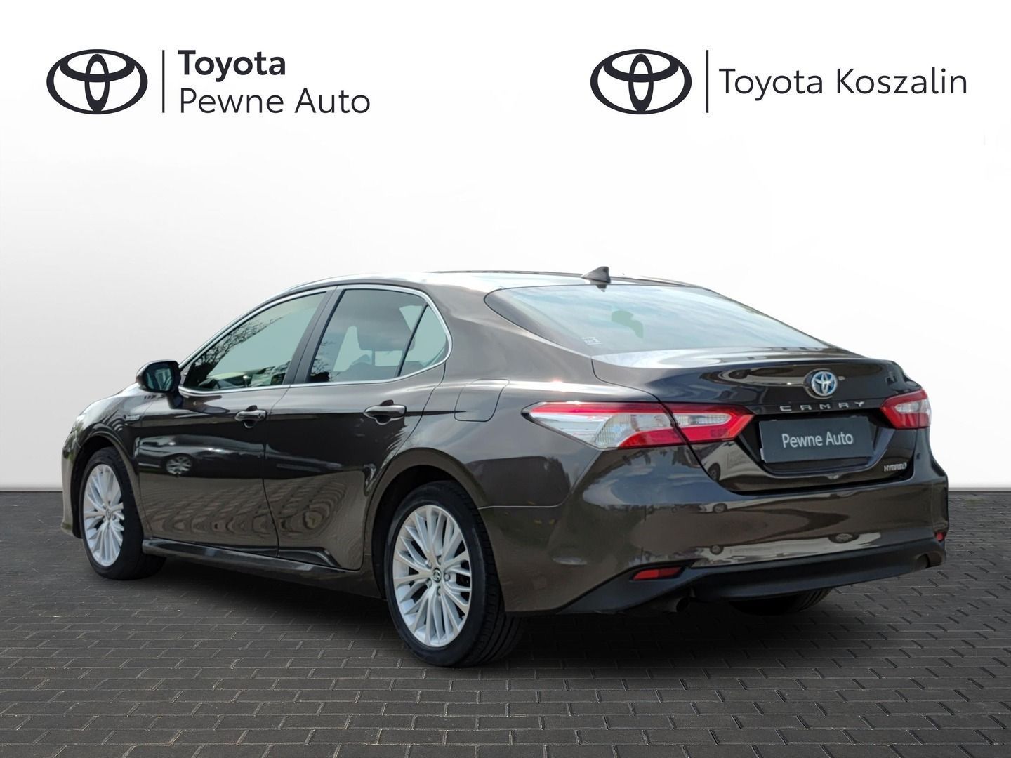 Toyota Camry 2.5 Hybrid Prestige + Navi