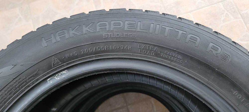 Зимові шини Nokian Hakkapeliitta R3 205/55 R16 стан +- нових ОГП 6 мм