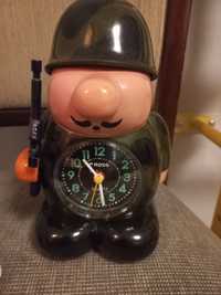 Часы будильник американский солдат