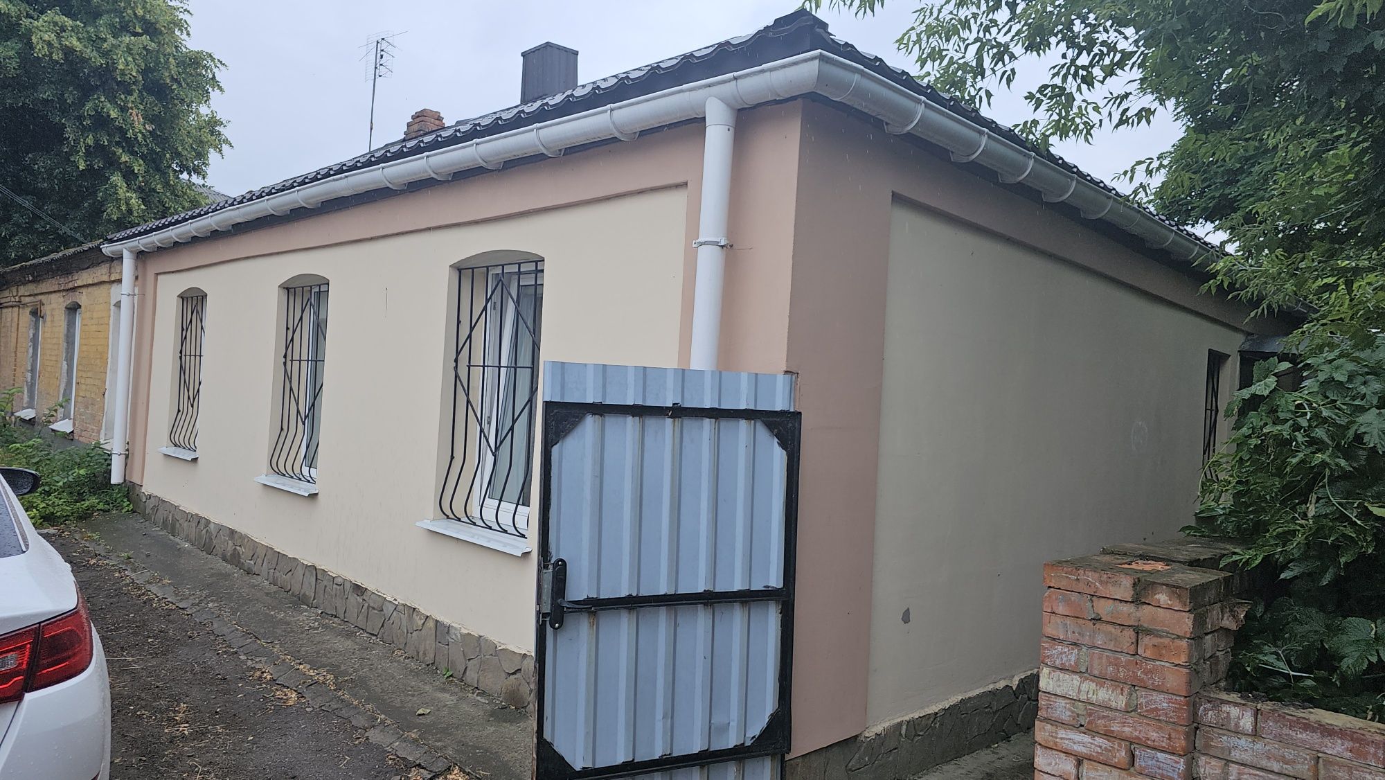 Продам частину будинку район ЖД вокзалу