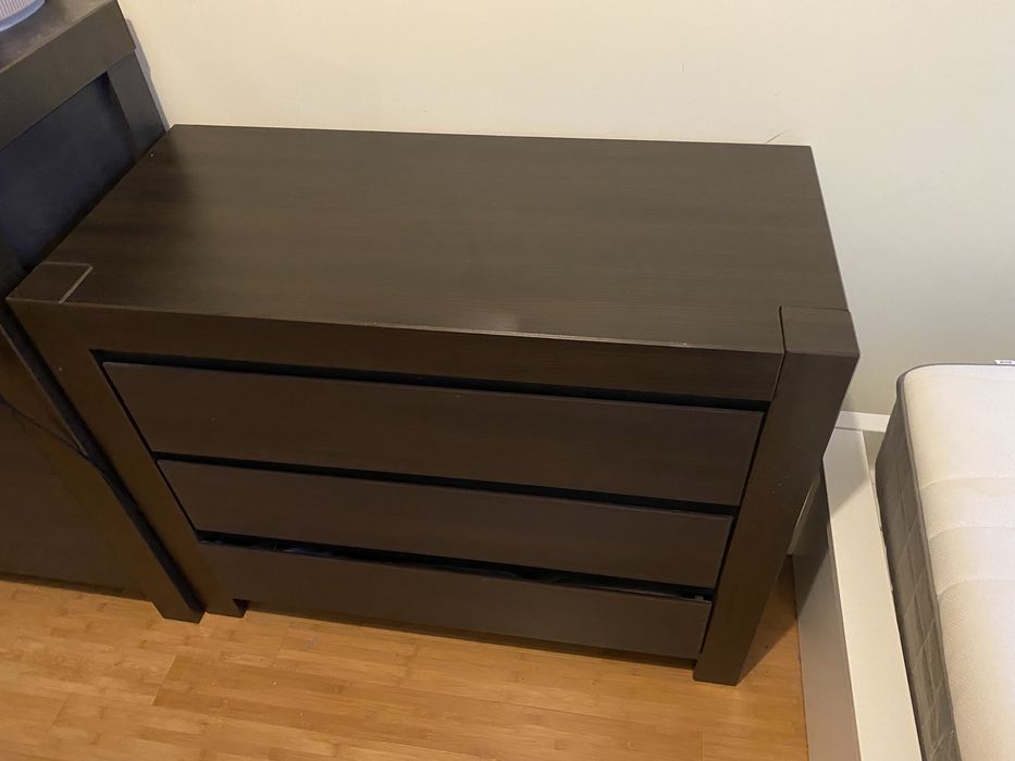 Komoda Black Red White drewniana